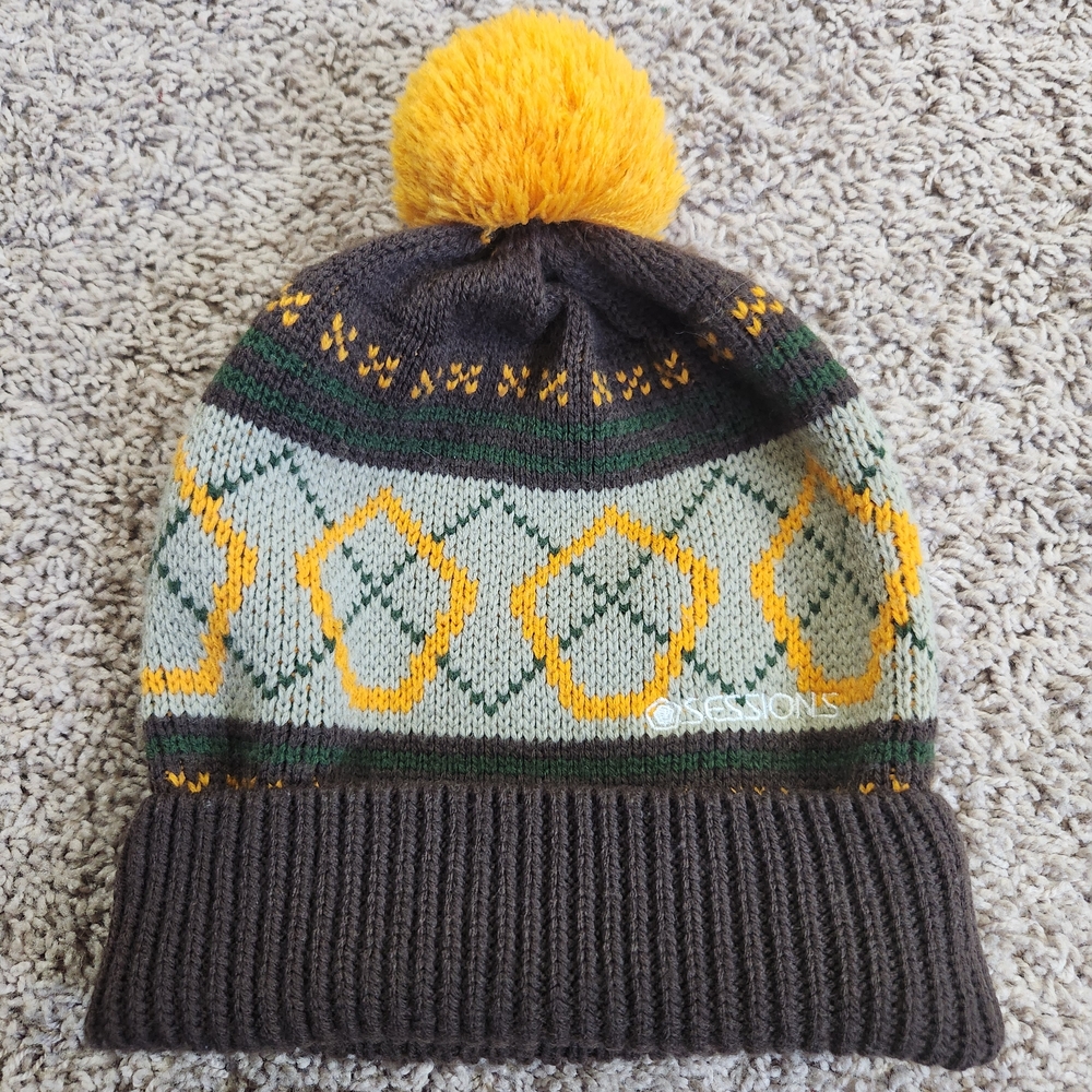 SESSIONS Mens Or Women's Beanie with Yellow Pom-Pom and Geometric Design